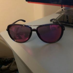 Women’s Oakleys